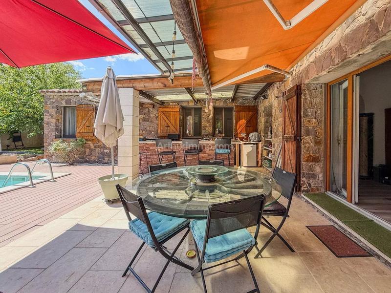 Maison - 158 m² - 5 pièces