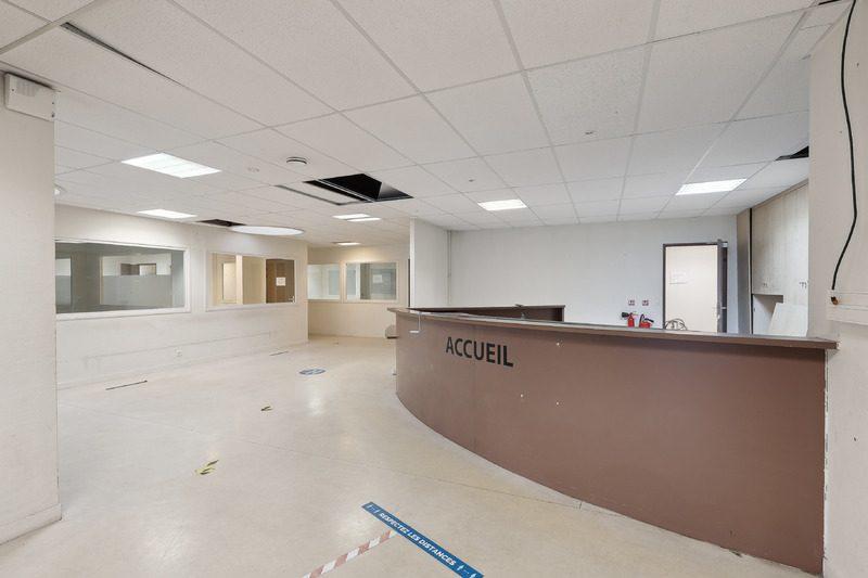 Local commercial - 664 m²