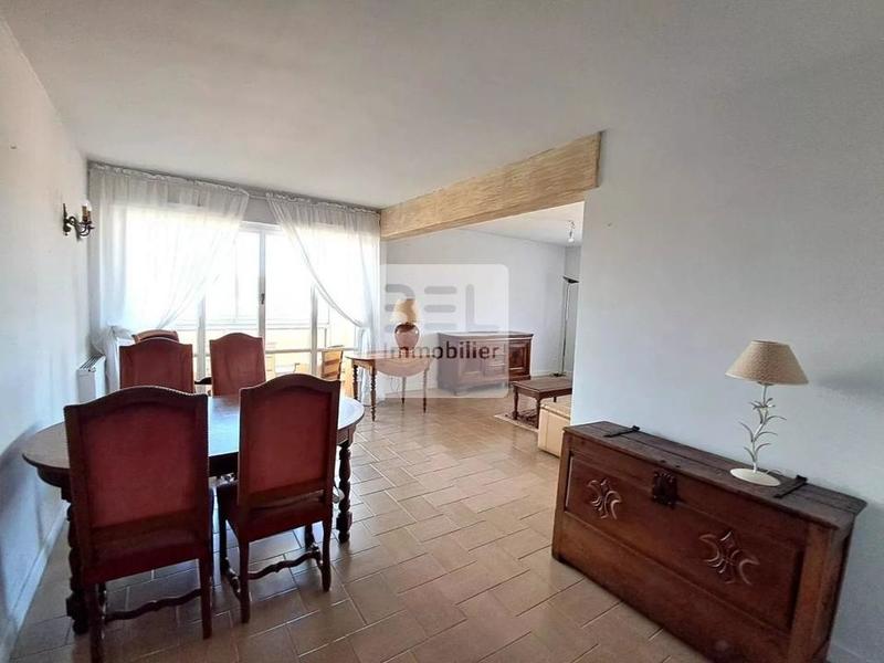 Appartement - 81 m² - 3 pièces