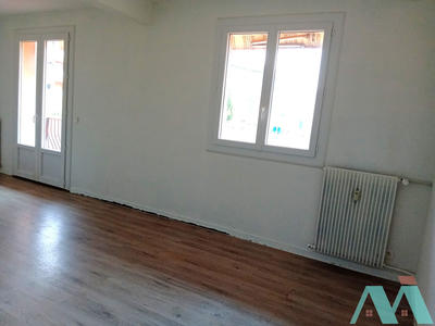 Appartement - 75 m² - 4 pièces