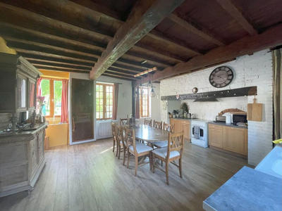 Maison - 160 m² - 8 pièces