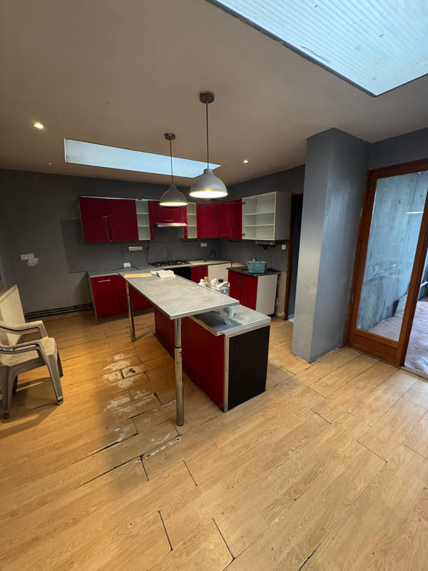 Maison - 170 m² - 7 pièces