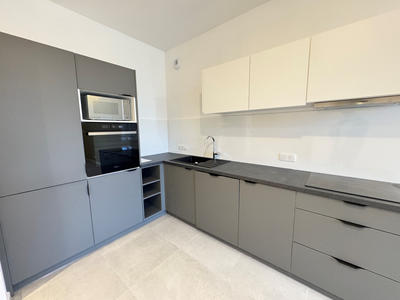 Appartement - 84 m² - 4 pièces