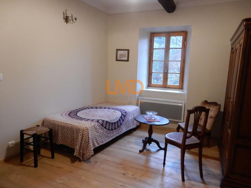 Maison - 163 m² - 6 pièces