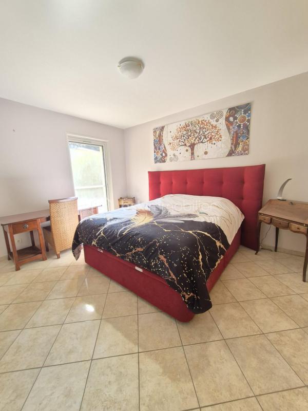 Maison - 253 m² - 10 pièces