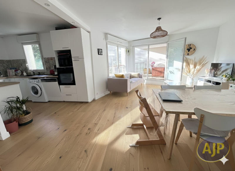 Appartement - 65 m² - 3 pièces