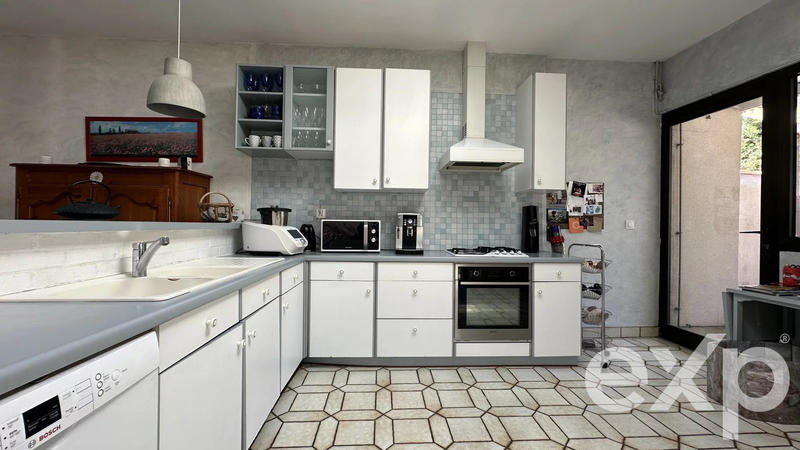 Maison - 190 m² - 7 pièces