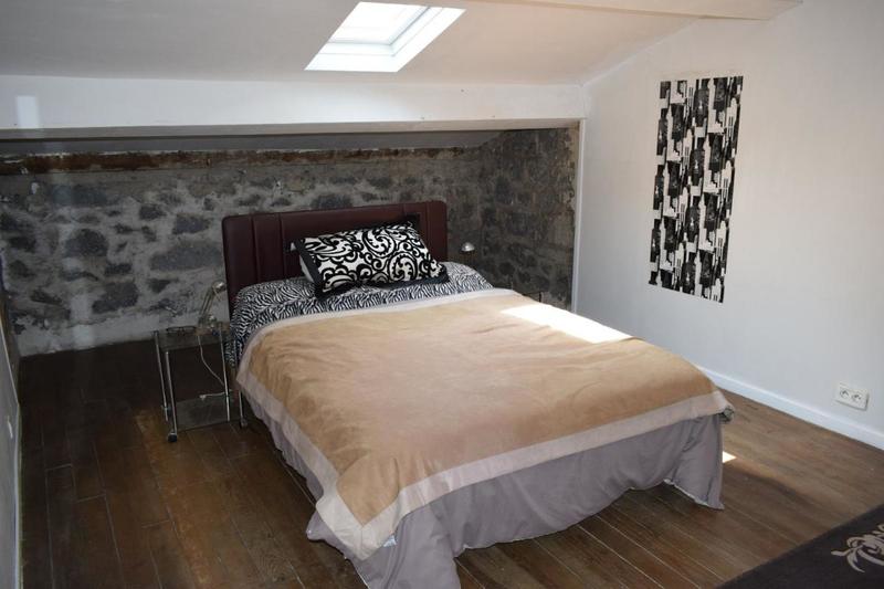 Villa - 141 m² - 9 pièces