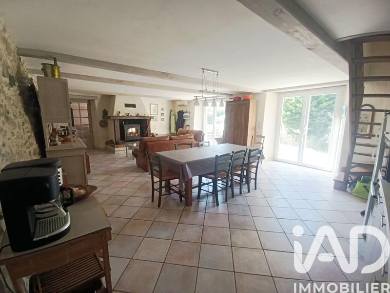 Maison - 160 m² - 7 pièces