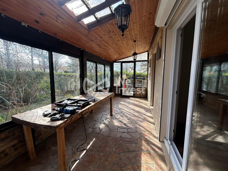 Maison traditionnelle - 140 m² - 7 pièces