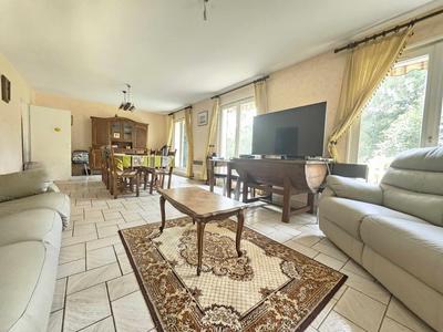 Maison - 149 m² - 8 pièces