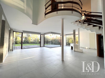 Villa - 240 m² - 7 pièces