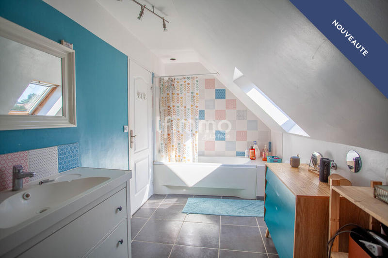 Pavillon - 156 m² - 7 pièces