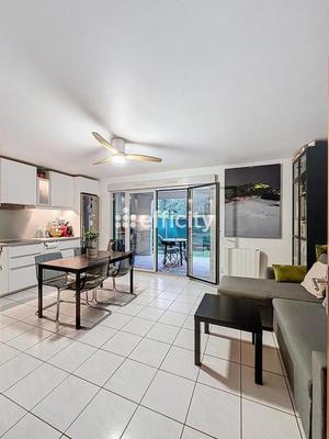 Appartement - 56 m² - 3 pièces