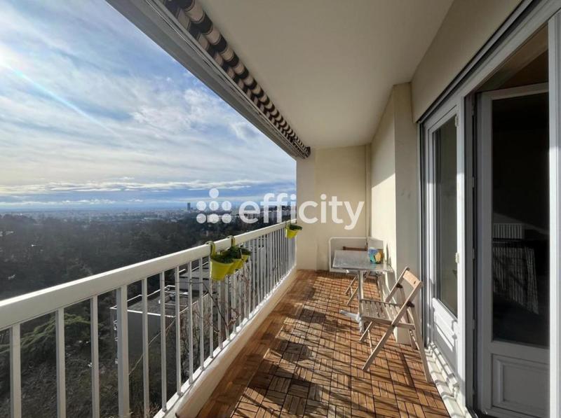 Appartement - 107 m² - 4 pièces