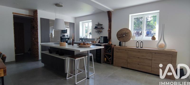 Maison - 140 m² - 5 pièces