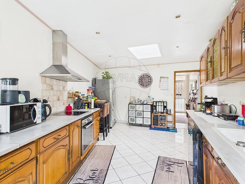 Maison - 120 m² - 6 pièces