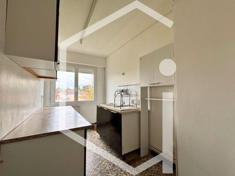 Immeuble - 305 m² - 16 pièces