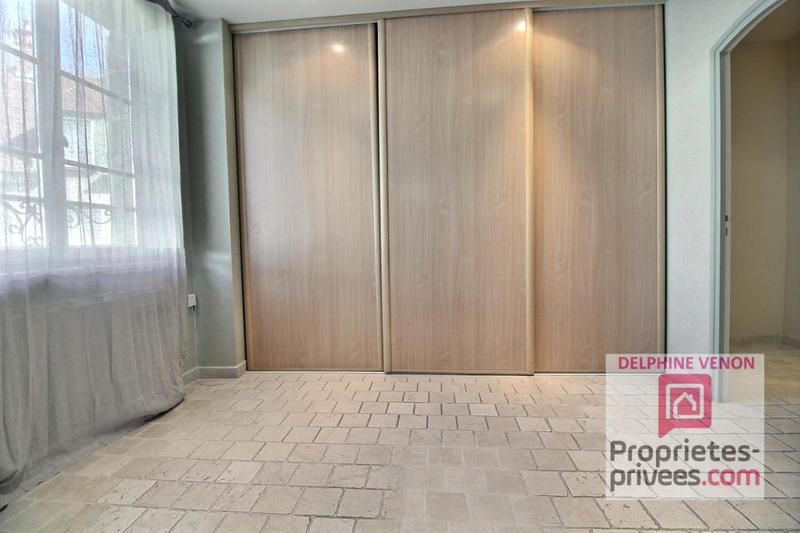 Propriété - 257 m² - 8 pièces