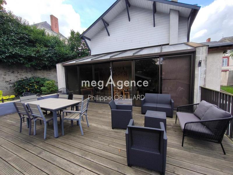 Maison - 173 m² - 8 pièces