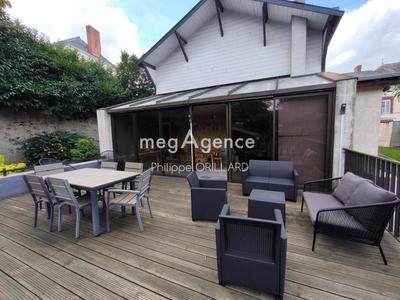 Maison - 173 m² - 8 pièces