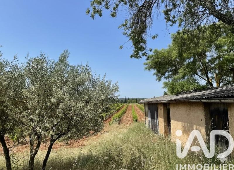 Maison - 270 m² - 9 pièces