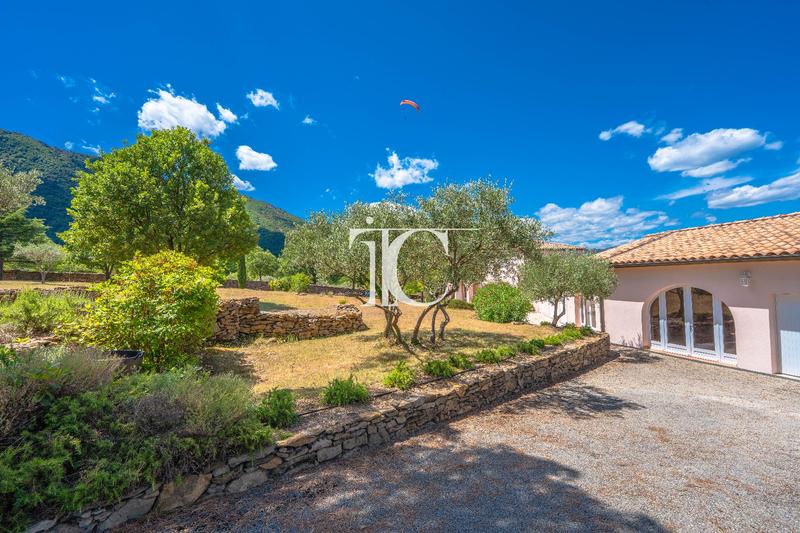 Villa - 145 m² - 7 pièces