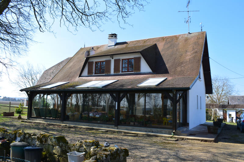 Maison - 202 m² - 10 pièces