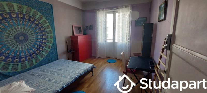 Chambre - 17 m² - 1 pièce