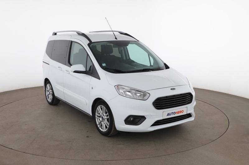 Ford Tourneo Courier 1.5 TDCi Titanium 100 ch