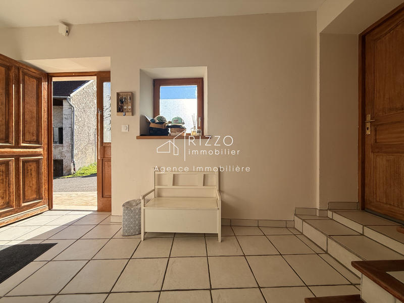 Maison - 166 m² - 7 pièces