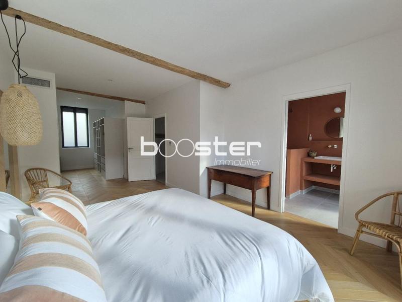 Maison ancienne - 200 m² - 6 pièces