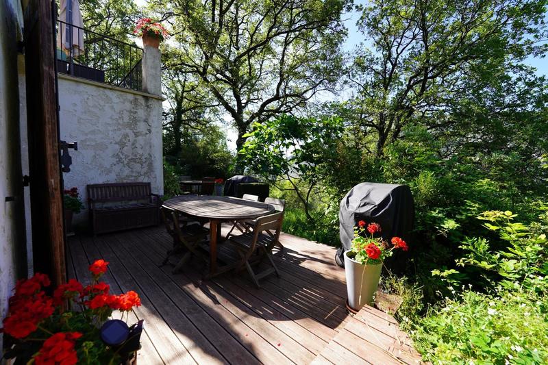 Maison - 256 m² - 11 pièces