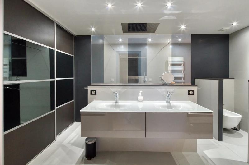 Propriété - 255 m²