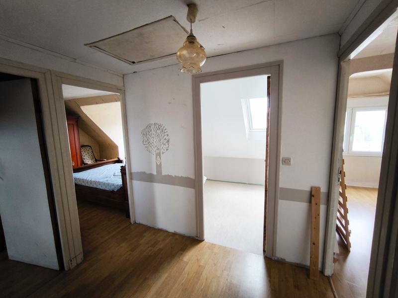 Maison - 164 m² - 9 pièces