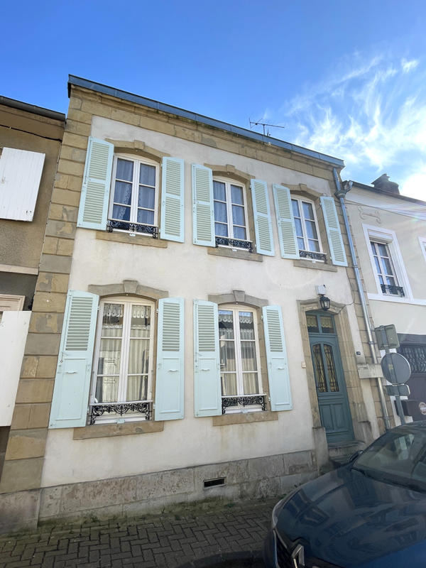 Maison - 169 m² - 7 pièces