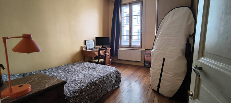 Appartement - 98 m² - 5 pièces