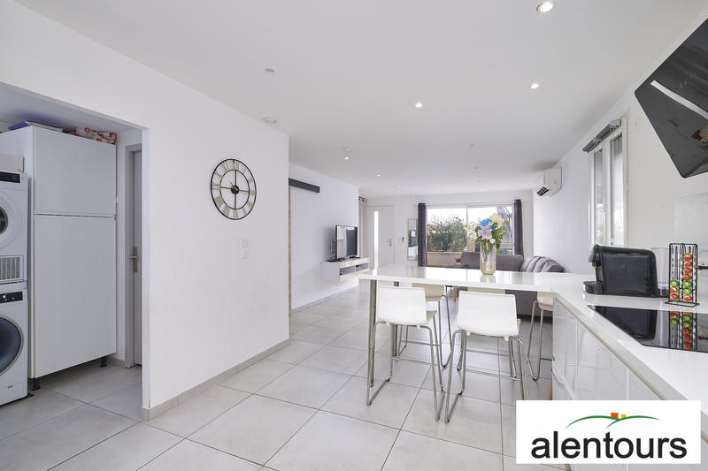 Maison - 79 m² - 4 pièces