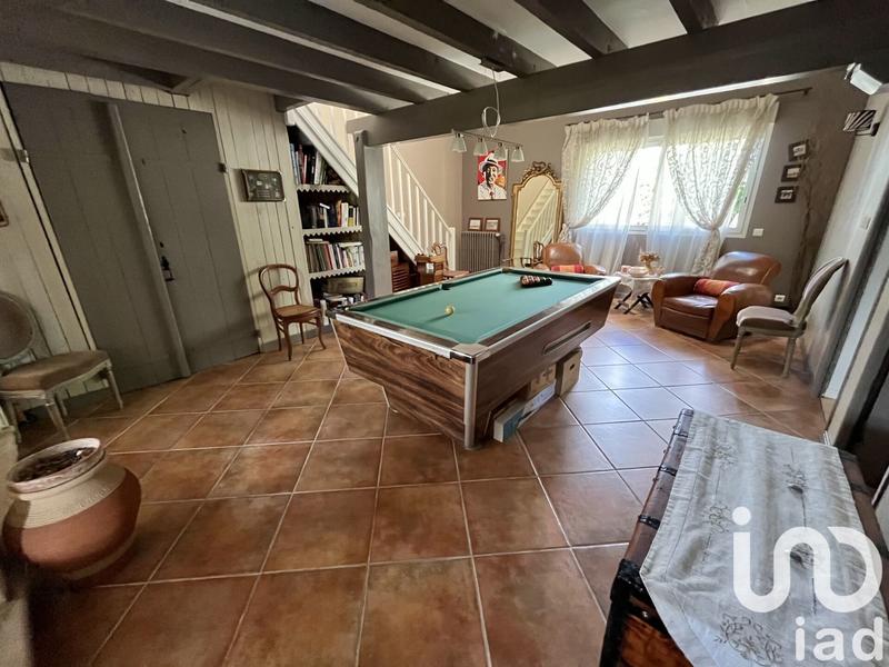 Maison - 215 m² - 7 pièces