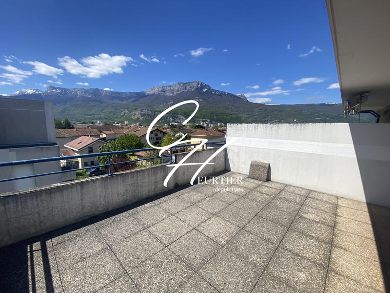 Appartement - 89 m² - 4 pièces