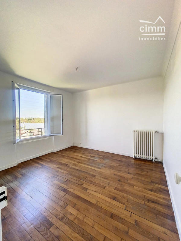 Maison - 83 m² - 5 pièces