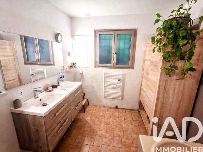 Maison - 185 m² - 5 pièces