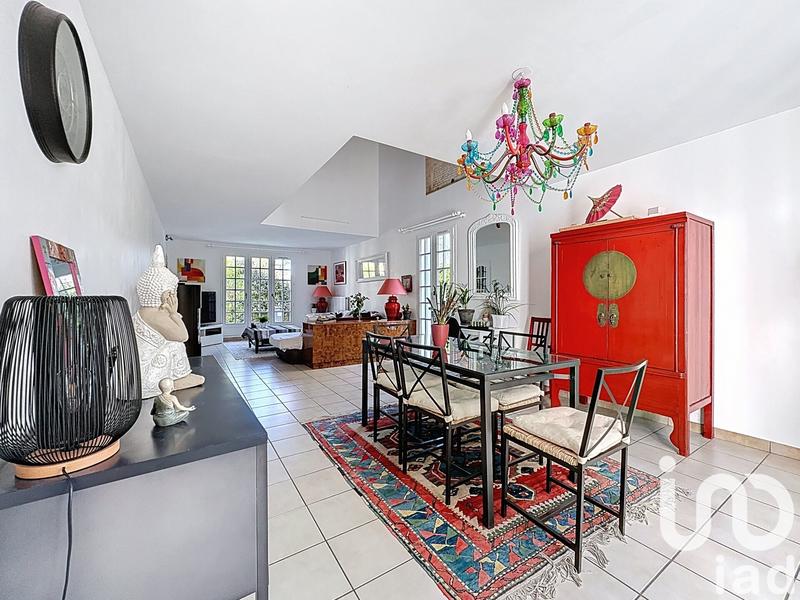 Maison - 160 m² - 5 pièces