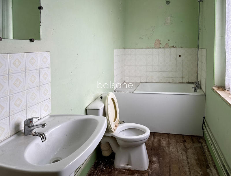 Maison ancienne - 172 m² - 6 pièces