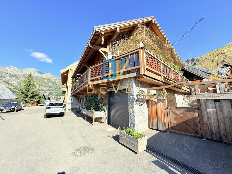 Châlet - 160 m² - 8 pièces