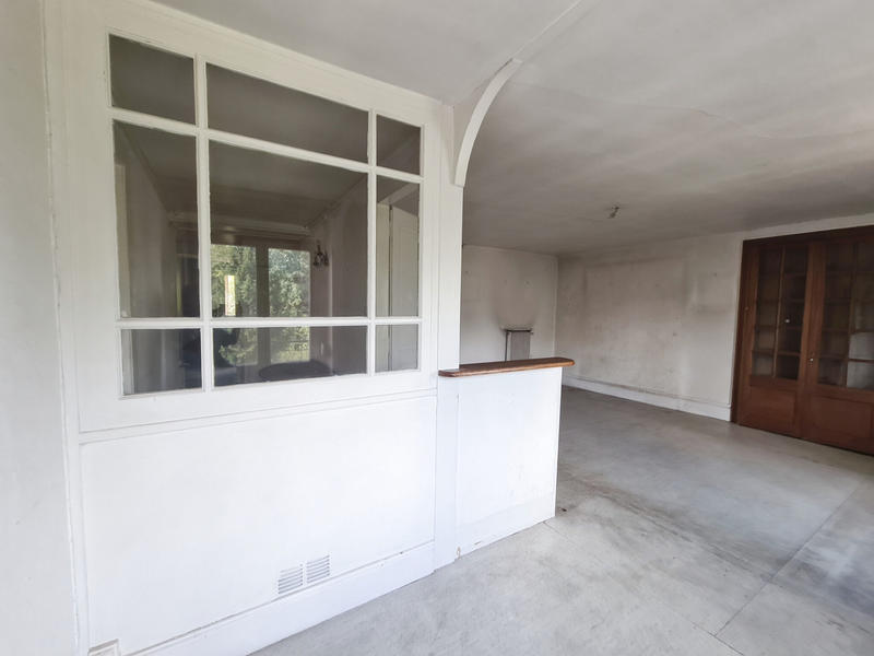 Maison - 220 m² - 8 pièces