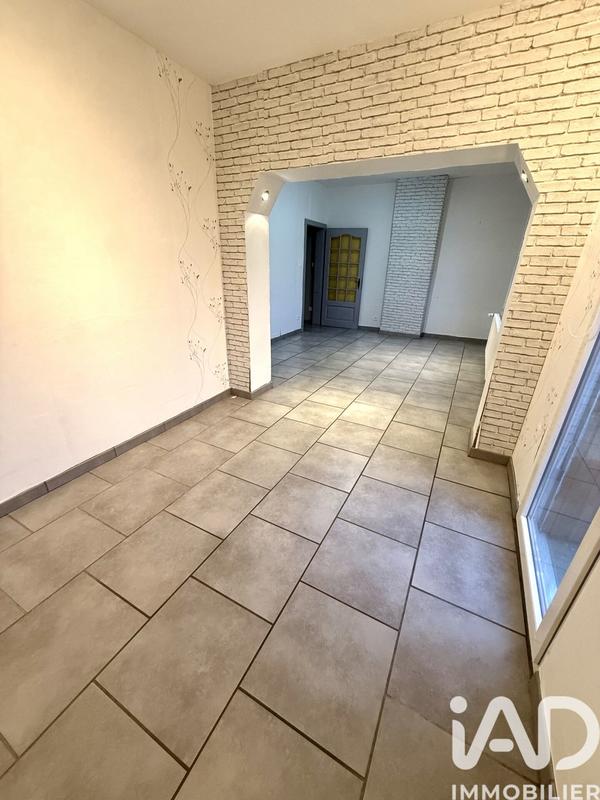 Maison - 98 m² - 6 pièces