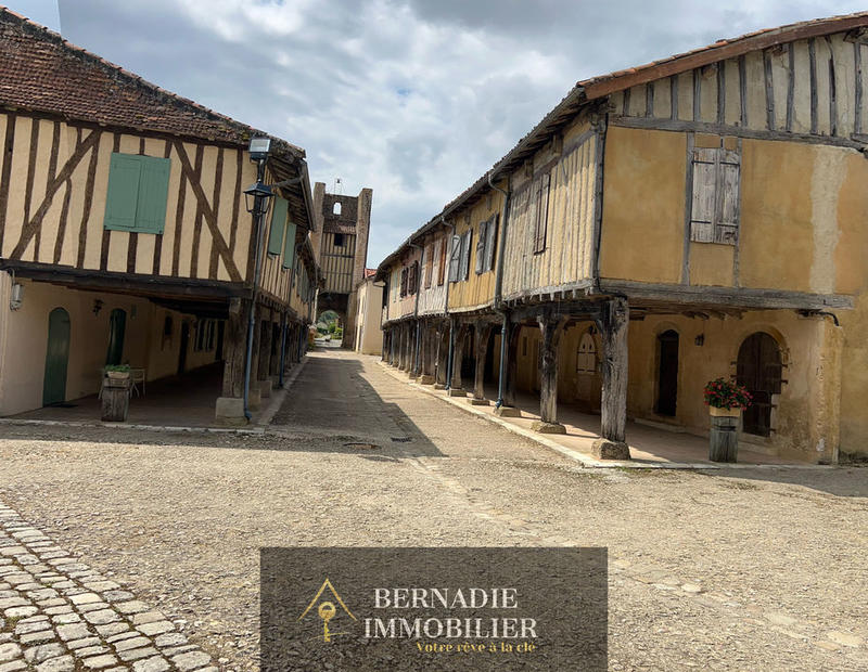 Maison de village - 125 m² - 6 pièces