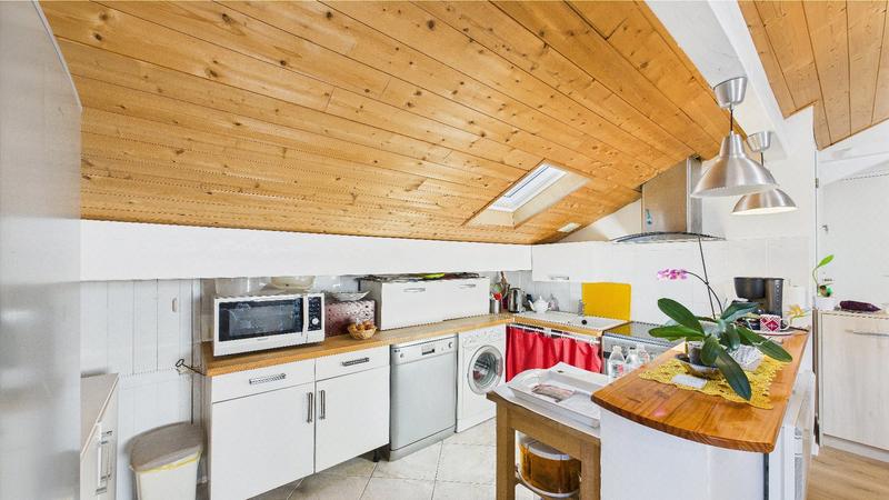 Appartement - 74 m² - 2 pièces