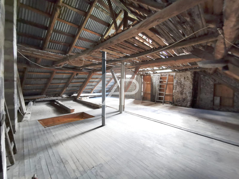 Maison ancienne - 185 m² - 5 pièces